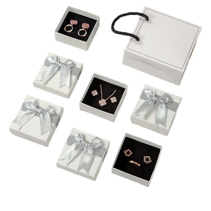 Ornament Storage Bracelet Ring Necklace Bracelet Jewelry Packaging Box Jewelry Gift Box Paper Box Ornament Storage Bracelet Ring Necklace Bracelet Jewelry Packaging Box Jewelry Gift Box Paper Box