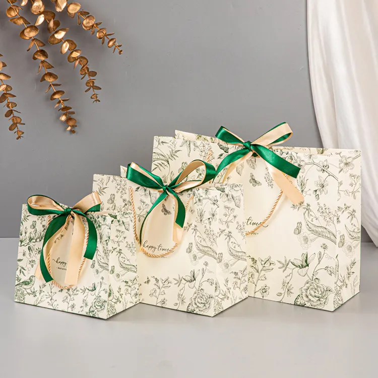 Luxury Custom Gift Bags with Ribbon Floral Printed Paper Gift Bags White Card Clothing Shopping Bags for Retail Packaging