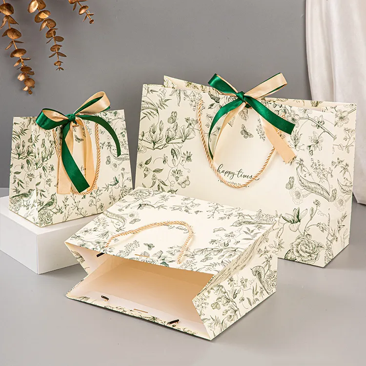 Luxury Custom Gift Bags with Ribbon Floral Printed Paper Gift Bags White Card Clothing Shopping Bags for Retail Packaging