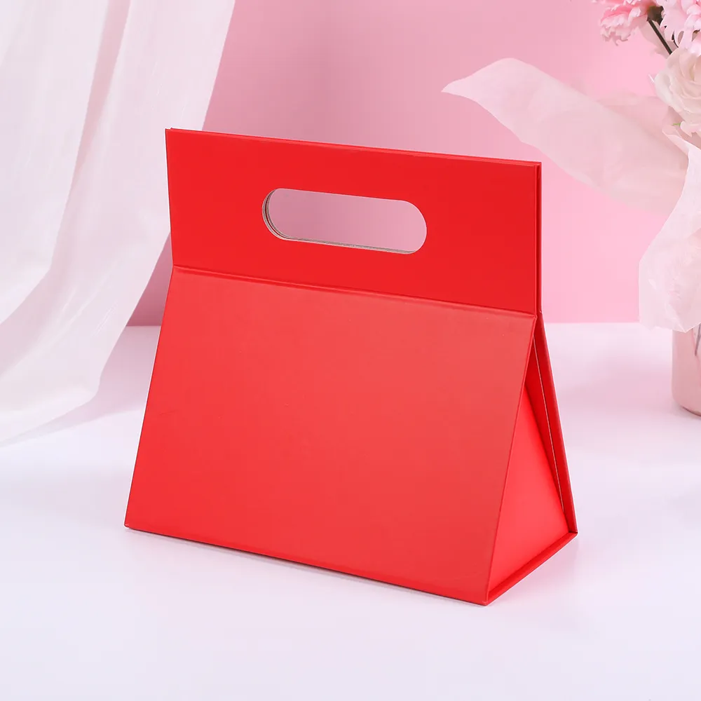 Folding Gift Box Souvenir Magnetic Closure Portable Shopping Packaging Box Gold Pink Triangular Shaped Recycled Materials