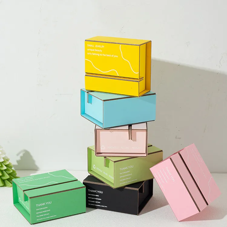 Custom Logo Flat Rigid Paperboard Jewelry Packaging Box with Magnetic Closure Handle Embossing Gift Packaging
